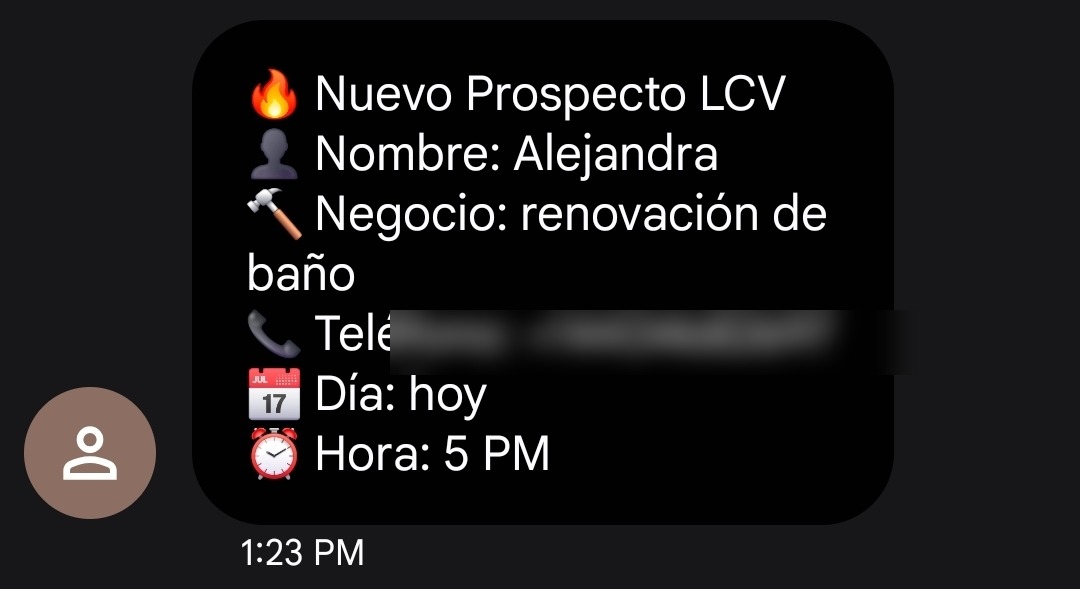Notificación de Maya: nuevo prospecto con nombre, negocio, teléfono, día y hora. Datos privados ocultos.